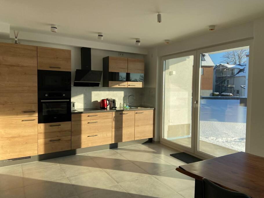 Nur 300m Zum Feinsandstrand, Neubau Inkl. Parkplatz Apartment Sierksdorf